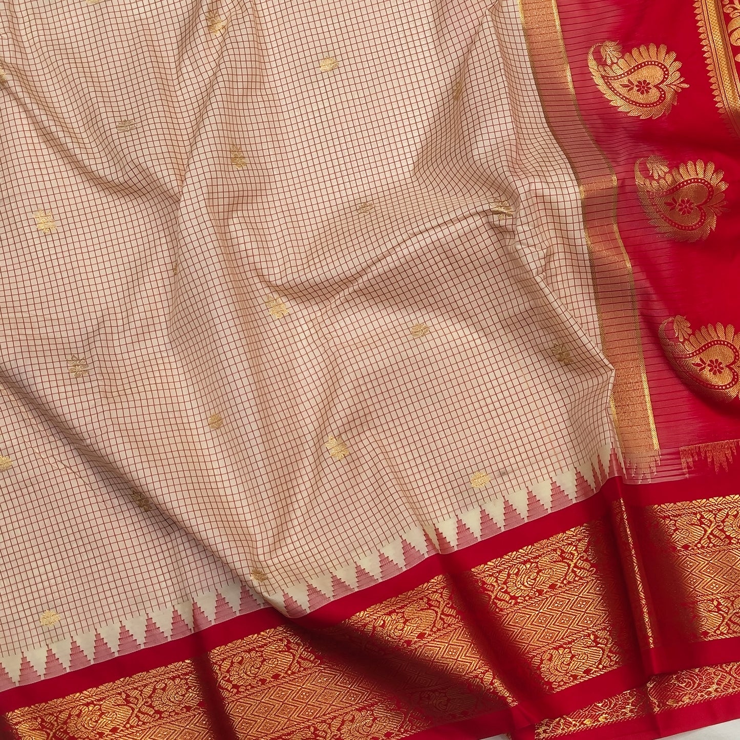 Premium Semi Gadwal Pattu Checks Saree